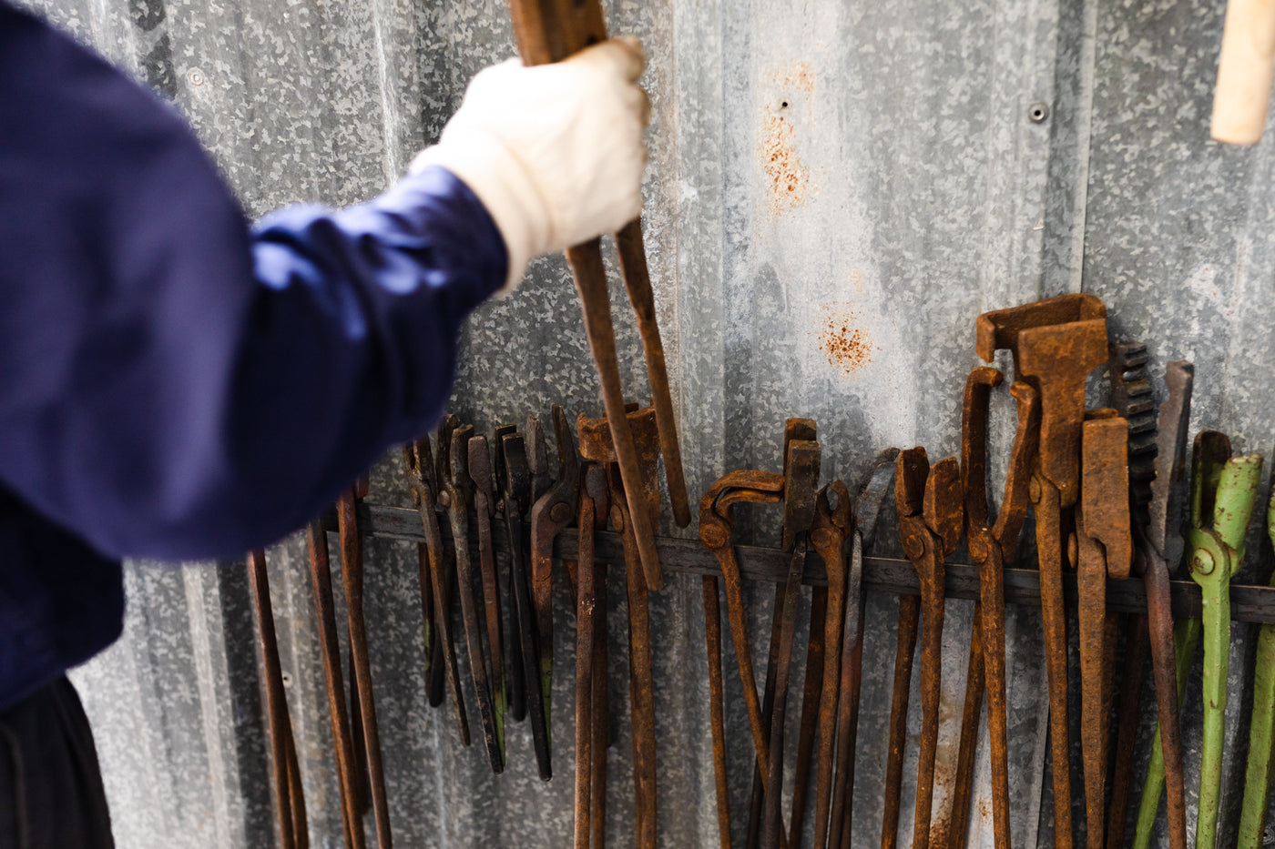 Fraser River Forge - Tools, Blacksmithing Supplies and Forged Goods